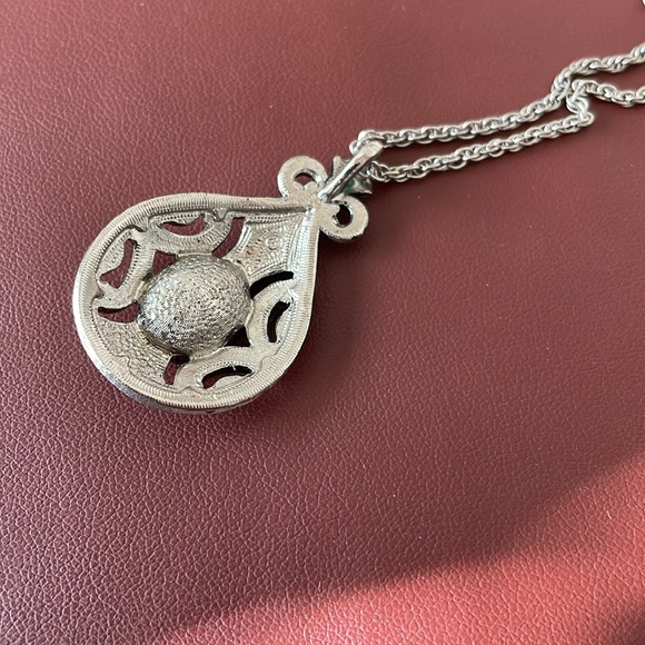 -Deco Style Pendant/ Necklace w / Pink Stone Vintage Avon - Picture 3 of 7